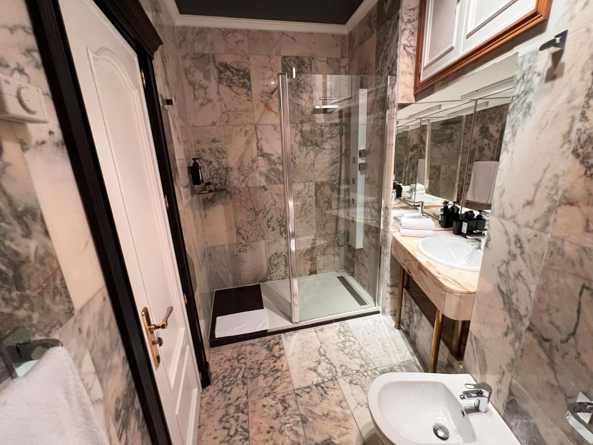 Apartamentos El Tiempo Madrid Eksteriør bilde