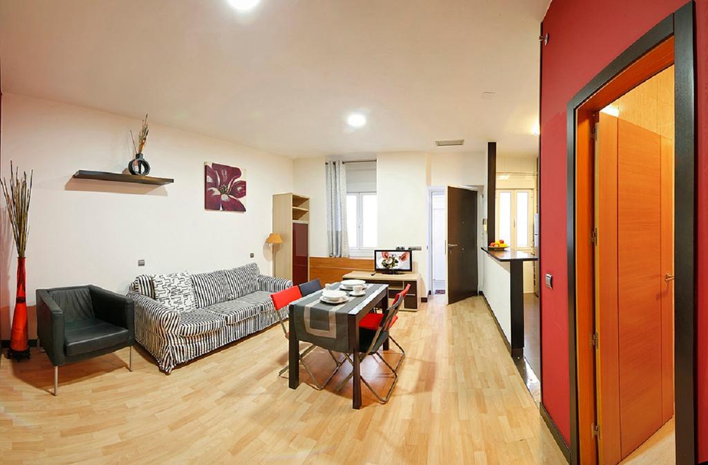 Apartamentos El Tiempo Madrid Eksteriør bilde