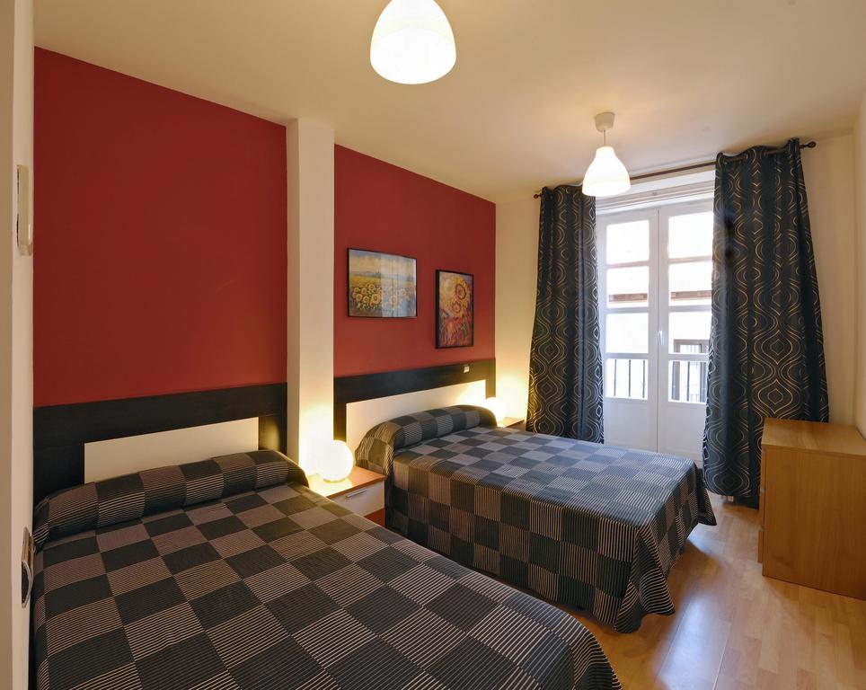Apartamentos El Tiempo Madrid Eksteriør bilde